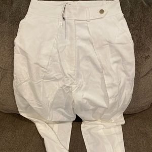 NWT Nylon Apparel Capri Pants